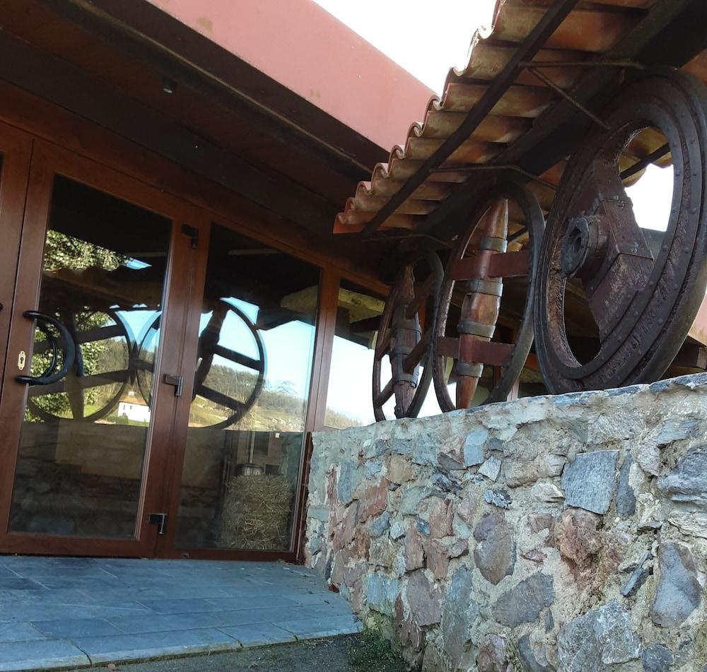 Hotel Marques De La Moral Naveces Exteriör bild